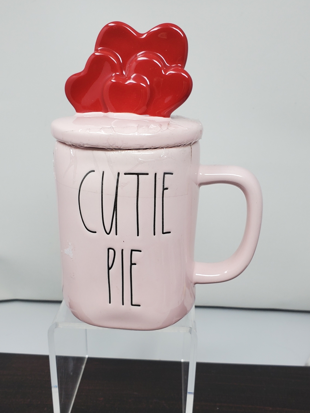 Pink 'Cutie Pie' Ceramic Mug with Red Heart Lid
